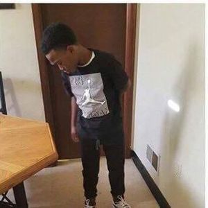 Meet your Posher, Lamar